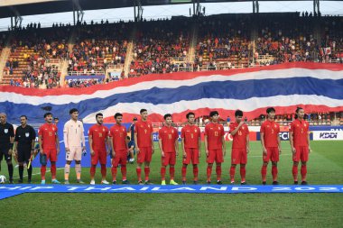 Bangkok-Tayland-18 Ocak 2020: Tayland Milli Futbol Takımı 2020 'de Tayland ile Tayland' daki Tayland Stadyumu 'nda Suudi Arabistan maçında oynayan oyuncu