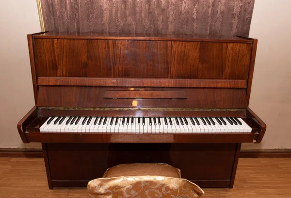 Old Wooden Piano Keys Wooden Musical Instrument Front View — Stock Photo, Image