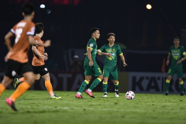 Chiangrai-Tayland-FEB 18, 2020: LI KE # 23 Beijing guoan oyuncusu 2020 Kıç Savaşı sırasında Beijing guoan Fc 'ye karşı Birleşik Stadyum, Chiangrai, Tayland