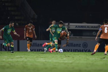 Chiangrai-Tayland-FEB 18, 2020: ZHANG XIZHE # 10 Beijing guoan Oyuncusu afc 2020 boyunca Beijing guoan Fc 'ye karşı Birleşik Stadyum, Chiangrai, Tayland