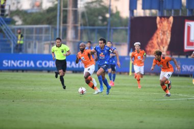 Bangkok-Tayland-20Mar2021-Diogo luis santo # 7 bg prathum oyuncusu BG prathum ile Léo Stadyumu 'nda ratchaburi karşı karşıya