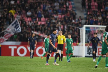 Bangkok-Tayland-14 Ocak 2020: Ben Davis # 22 Tayland futbolcusu 2020 yılında Tayland ile Tayland arasında Tayland rajamankala Stadyumu, Tayland