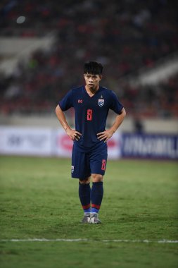 Hanoi-Vietnam-19 Kasım 2019: Eakkanit Panya Tayland Oyuncusu Fifa Dünya Kupası Katarı 2022 'de Vietnam' a karşı benim dinh stadyumumda