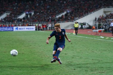 Hanoi-Vietnam-18 Kasım 2019: Fifa Dünya Kupası 'na katar 2022' den önce Vietnam 'daki My dinh Stadyumu, Vietnam' da yapılan resmi eğitim sırasında Bunmatan Tayland Oyuncusu Theerathon