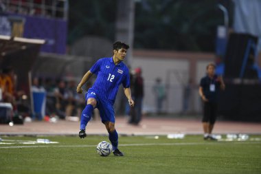 Laguna-Filipin-5 Aralık 2019: Tayland Futbol Stadyumu, Filipin 'de Vietnam' a karşı SEAGAMES 2019 sırasında Tayland 'ın 12 numaralı oyuncusu