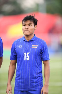 Laguna-Filipin-5 Aralık 2019: Tayland Futbol Stadyumu, Filipin 'de Vietnam' a karşı SEAGAMES 2019 sırasında Saringkan Promsupa # 15 Tayland Oyuncusu