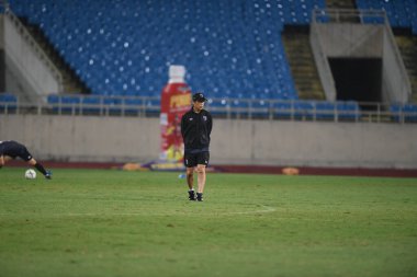Bangkok-Tayland-14 Ocak 2020: Tayland rajamankala stadyumu, Tayland 'da Irak' a karşı 2020 yılındaki AFC U23 şampiyonluğu sırasında Akira nishino teknik direktörü görev başında
