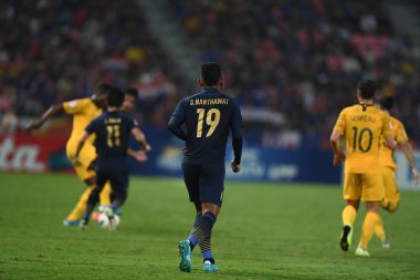 Bangkok-Tayland-11 Ocak 2020: Nantawat suankaeo # 19 Tayland futbolcusu 2020 AFC U23 şampiyonluğu sırasında Tayland ile Avustralya arasındaki rajamankala stadyumu, Tayland