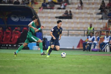 Bangkok-Tayland-14 Ocak 2020: Tayland rajamankala Stadyumu 'nda Irak' a karşı 2020 yılında AFC U23 şampiyonluğu sırasında Suppachok sarachart # 10 oyuncusuydu.