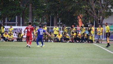 Laguna-Filipin-5 Aralık 2019: SEAGAMES 2019 sırasında Vietnam 'ın tanımlanamayan fotoğrafçısı Tayland ile Vietnam arasında Binan Futbol Stadyumu, Filipin