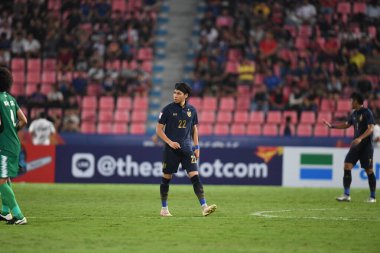 Bangkok-Tayland-14 Ocak 2020: Ben Davis # 22 Tayland futbolcusu 2020 yılında Tayland ile Tayland arasında Tayland rajamankala Stadyumu, Tayland