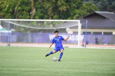 Laguna-Philippine-5 Aralık 2019: Wisarut imura # 7 Tayland futbolcusu SEAGAMES 2019 sırasında Vietnam 'a karşı binan futbol stadyumu, Filipinler
