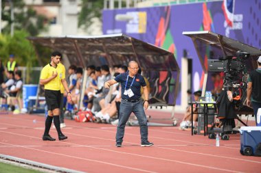 Laguna-Philippine-5 Aralık 2019: SEAGAMES 2019 sırasında Vietnam 'ın baş antrenörü Park hang seo