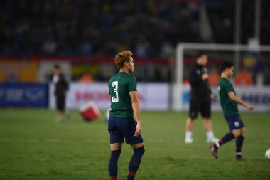 Hanoi-Vietnam-19 Kasım 2019: Fifa Dünya Kupası Katar 2022 'de Vietnam' a karşı Vietnam 'daki Dinh Stadyumu' nda Tayland Bunmatan Oyuncusu Theerathon