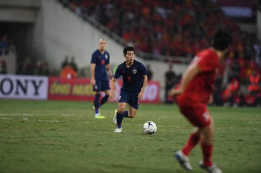 Hanoi-Vietnam-18 Kasım 2019: Sarach yooyen Tayland 'ın Sarach yooyen Oyuncusu Fifa Dünya Kupası 2022' den önceki resmi eğitim sırasında Vietnam 'a karşı benim dinh stadyumumda