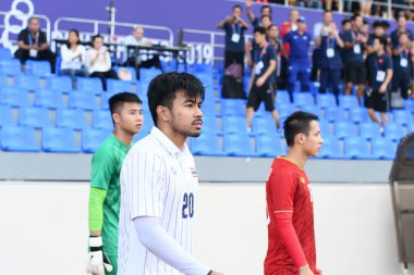 Laguna-Philippine-5 Aralık 2019: Tayland Futbol Stadyumu, Filipin 'de Vietnam' a karşı SEAGAMES 2019 sırasında Nont muangngam # 20 Tayland oyuncusu