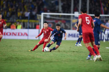 Hanoi-Vietnam-19 Kasım 2019: Chanathip şarkı sözü yazarı Tayland 'da Fifa Dünya Kupası Katarı 2022' de Vietnam 'a karşı benim dinh stadyumumda