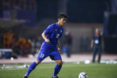 Laguna-Filipin-5 Aralık 2019: Tayland Futbol Stadyumu, Filipin 'de Vietnam' a karşı SEAGAMES 2019 sırasında Tayland 'ın 12 numaralı oyuncusu