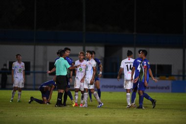 Bangkok-thailand-11-SEP-2021-Lumphun savaşçısı 2021 'de gümrük mührü ladkrabang ile ladkrabang54 stadyumunda lumphun savaşçısına karşı savaşıyor.