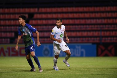 Bangkok-thailand-11SEP2021-JEFFREN # 80 Lumphun savaşçısı 2021 sırasındaki gümrük ladkrabangları arasında Ladkrabang54 Stadyumu, Tayland 'da lumphun savaşçısına karşı savaşıyor.