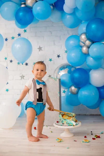 Bebé Come Pastel Azul Smash —  Fotos de Stock