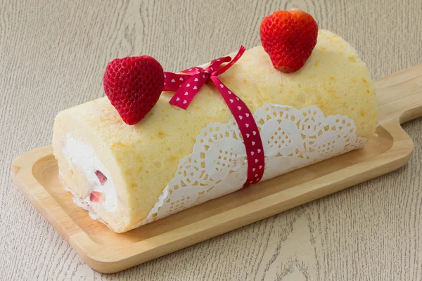 Cake roll with strawberry — Stock Photo, Image