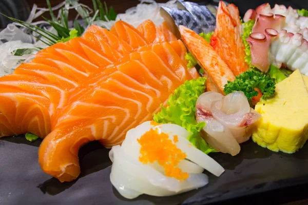 Sashimi ingesteld op plaat — Stockfoto