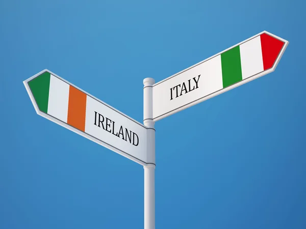 Italien irland sign flags konzept — Stockfoto