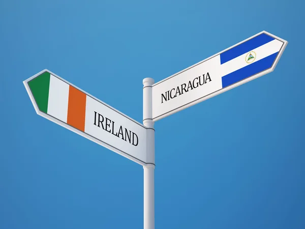 Nicaragua irland sign flags konzept — Stockfoto