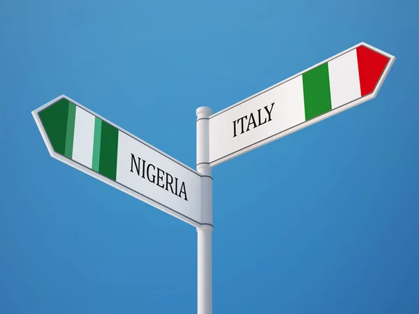 Nigeria Italien tecken flaggor koncept — Stockfoto