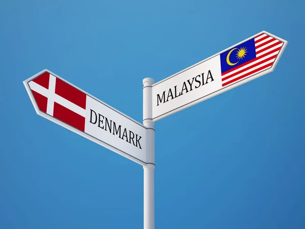 Danmark Malaysia tecken flaggor koncept — Stockfoto