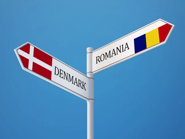 Rumänien Danmark Sign flaggor koncept — Stockfoto