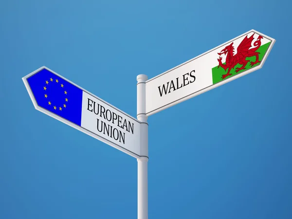 Europeiska unionen Wales tecken flaggor koncept — Stockfoto