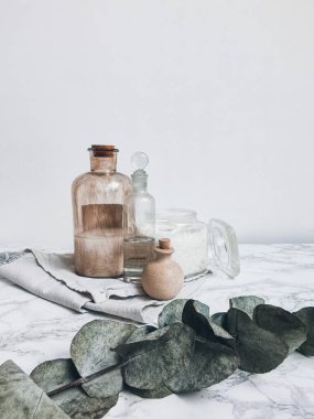 DIY banyo sabunu okaliptüs gibi doğal ürünlerden yapılır.