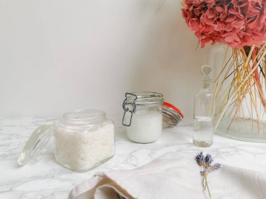 Ev yapımı sıfır atık, ekolojik ve çok amaçlı çamaşır deterjanı veya temizlik için hammadde