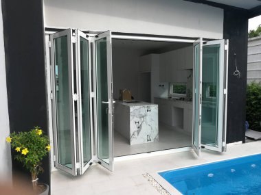 Mimari arka planda modern alüminyum cam desen