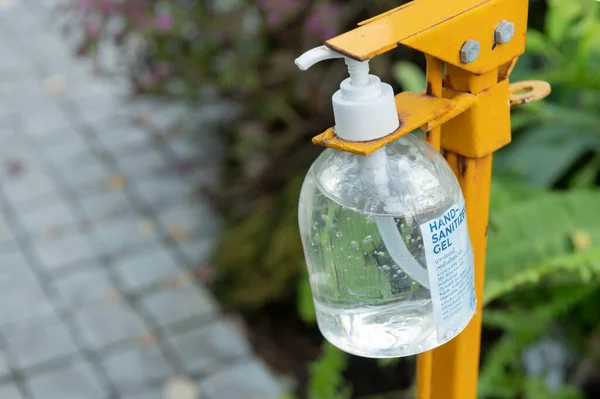 Alkol dağıtıcısı, el ve ayaklarıyla sağlık hizmetleri, nesne geçmişi ve sağlık hizmetleri.