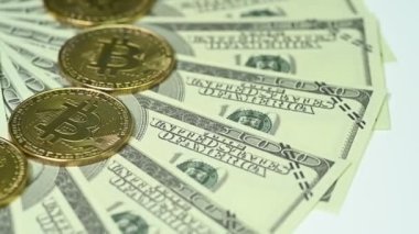 Şifreli para, Amerikan doları banknotları üzerine altın Bitcoin Dijital para için görüntü kavramı