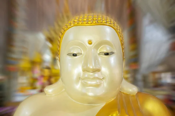 Statue Bouddha Doré Sur Fond Sculpture — Photo