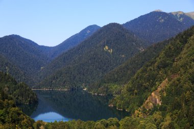 Abhazya'da ritsa Gölü