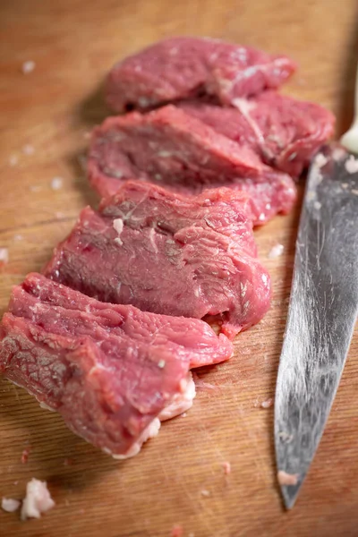 Мясо Нож Разделочной Доске — стоковое фото