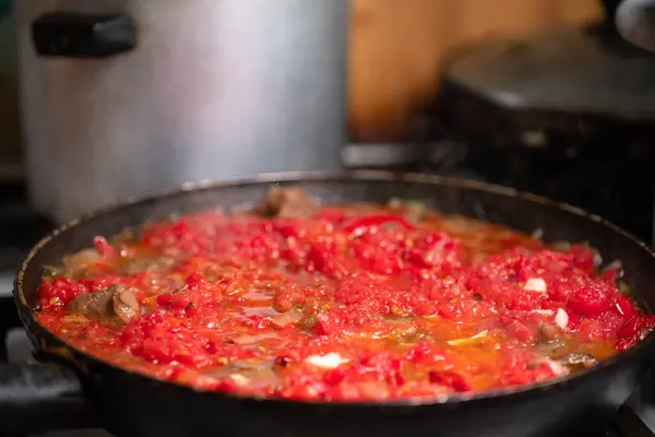 Tomaten Werden Der Pfanne Gebraten — Stockfoto