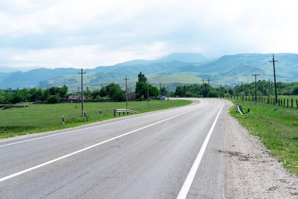 Carretera Giratoria Con Marcas Para Coches — Foto de Stock