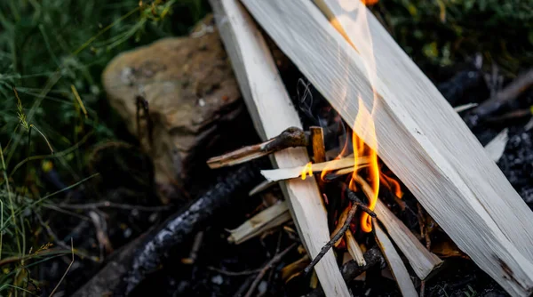 Brûler Des Billes Dans Feu — Photo