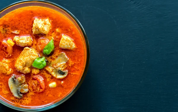 Thailändisches rotes Hühnercurry — Stockfoto