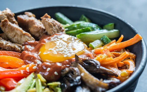 비빔밥의 그릇 — 스톡 사진