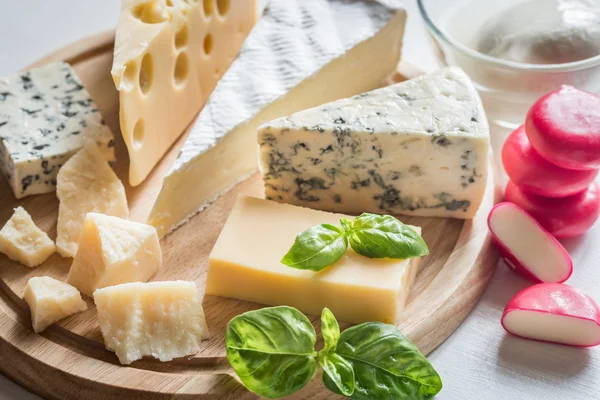 Various types of cheese — Stock Photo, Image