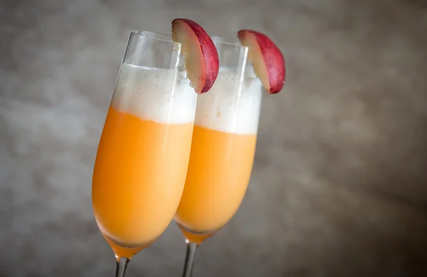 Dois cocktails bellini — Fotografia de Stock