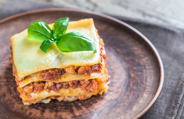 Gedeelte van klassieke lasagne — Stockfoto