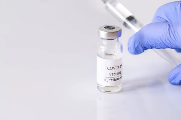 Doctor Withdrawing Medication Coronavirus Vaccine Tube — Stock Photo, Image